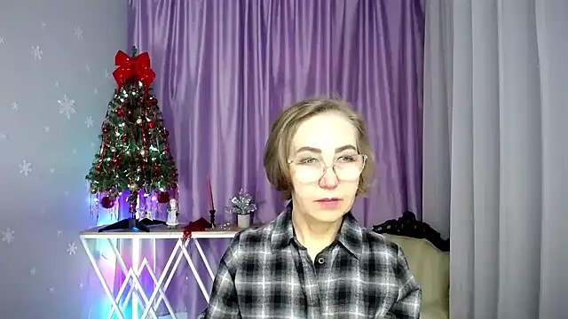 queen a n i online show from January 12, 2026, 10:33 am