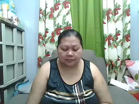 hornyKENDAH online show from April 15, 2026, 5:17 pm