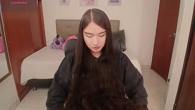 Snapshot of Miley_Baker chatting on February 18, 2026, 2:35 pm Miley Baker online show from February 18, 2026, 2:35 pm