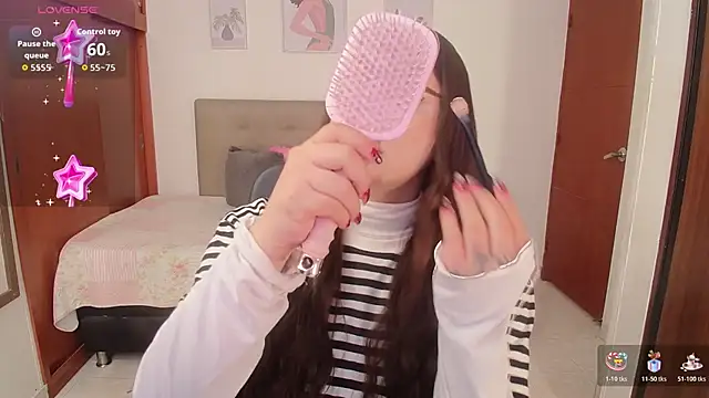 Miley Baker online show from October 29, 2025, 2:38 pm