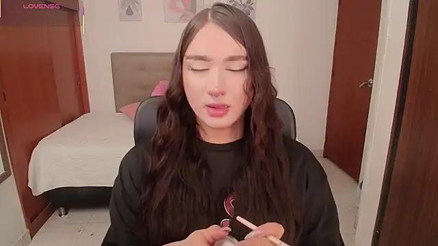 Miley Baker online show from January 10, 2026, 2:45 pm