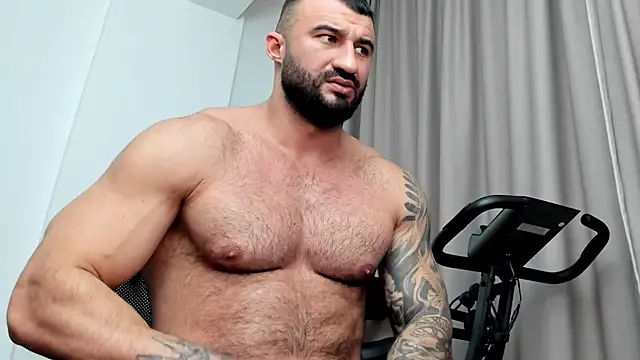 Snapshot of MuscleJohn chatting on December 27, 2024, 10:05 pm MuscleJohn online show from December 27, 2024, 10:05 pm