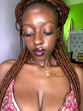 Snapshot of sweet_jade123 chatting on November 6, 2025, 11:14 am sweet jade123 online show from November 6, 2025, 11:14 am