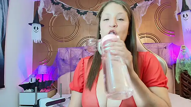 valeriaa19 online show from October 12, 2025, 6:15 am