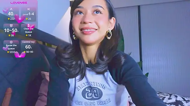 Mia Tin online show from October 23, 2025, 4:05 pm