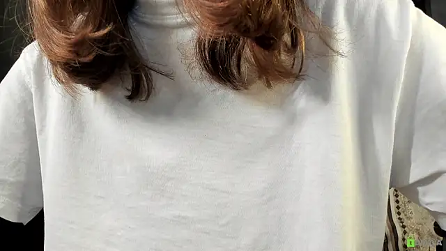 Courtney Luv online show from October 30, 2025, 2:36 pm