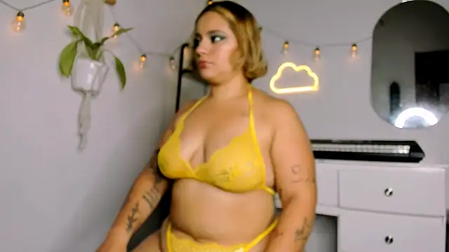 susy angel online show from March 6, 2025, 12:32 am