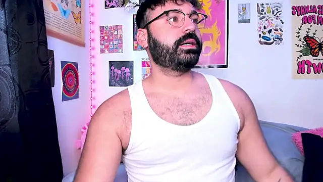 Snapshot of johnnyalx chatting on February 11, 2026, 6:41 pm johnnyalx online show from February 11, 2026, 6:41 pm