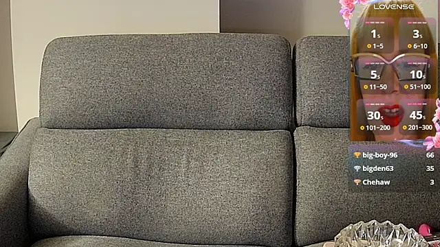 TittyLandQuebec online show from March 17, 2025, 6:07 am