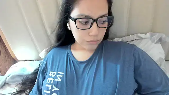 roniewester online show from November 9, 2025, 2:32 pm