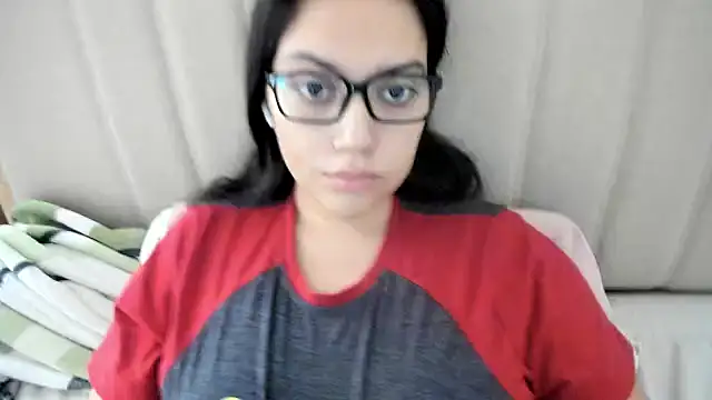 roniewester online show from October 11, 2025, 11:33 am