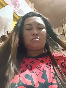 LalaiAsian online show from May 1, 2026, 11:21 pm