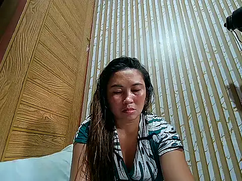 LalaiAsian online show from February 23, 2026, 6:25 am