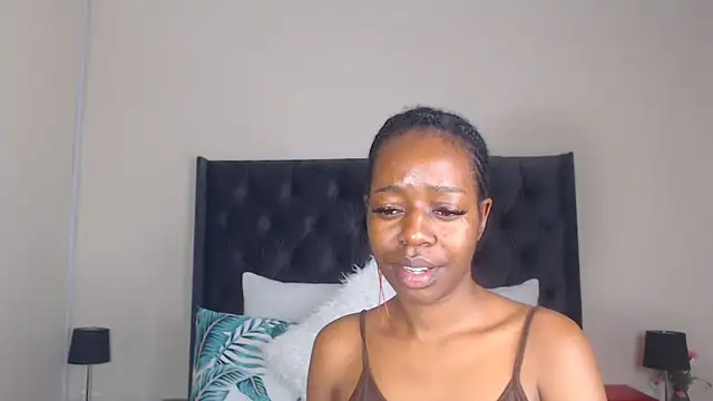 Sexynaughty Gal online show from December 23, 2024, 8:14 pm