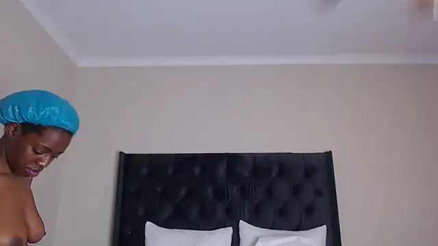 Snapshot of Sexynaughty_Gal chatting on November 23, 2025, 9:25 pm Sexynaughty Gal online show from November 23, 2025, 9:25 pm