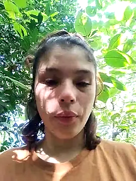 mariamac420 online show from April 25, 2026, 4:59 pm