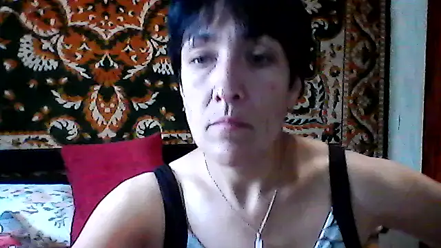 SunnyAmorre online show from June 8, 2026, 9:43 am