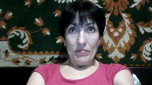 SunnyAmorre online show from December 2, 2025, 9:49 pm