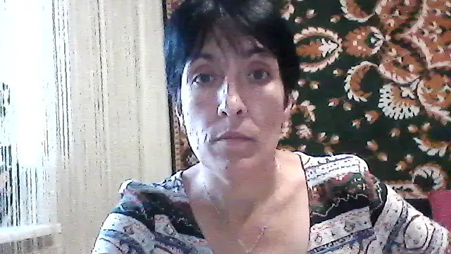 SunnyAmorre online show from June 18, 2026, 3:06 pm