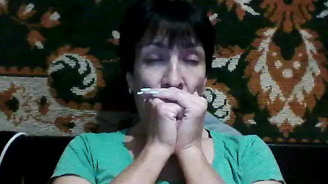 SunnyAmorre online show from May 20, 2026, 8:28 pm