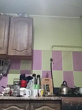 Rini333 online show from November 16, 2025, 6:01 pm