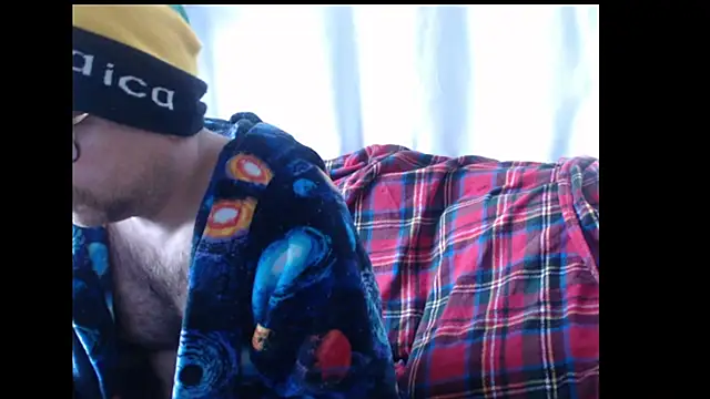 whiskyjane69 online show from November 19, 2025, 12:49 pm