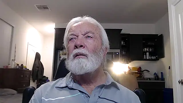 Snapshot of rockpoint69 chatting on January 15, 2025, 8:51 am rockpoint69 online show from January 15, 2025, 8:51 am