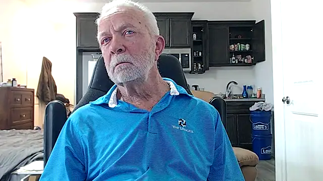 rockpoint69 online show from January 14, 2026, 7:39 pm