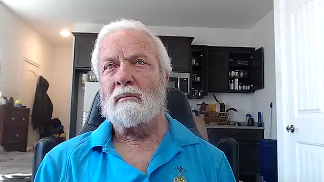 Snapshot of rockpoint69 chatting on January 12, 2025, 5:33 pm rockpoint69 online show from January 12, 2025, 5:33 pm