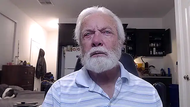 Snapshot of rockpoint69 chatting on January 17, 2025, 6:15 am rockpoint69 online show from January 17, 2025, 6:15 am