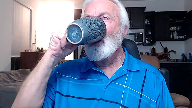 Snapshot of rockpoint69 chatting on January 25, 2025, 9:36 am rockpoint69 online show from January 25, 2025, 9:36 am