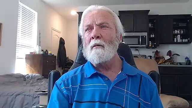 Snapshot of rockpoint69 chatting on January 23, 2025, 6:35 pm rockpoint69 online show from January 23, 2025, 6:35 pm
