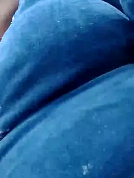 Snapshot of Srishtijain51 chatting on December 6, 2024, 6:42 am Srishtijain51 online show from December 6, 2024, 6:42 am