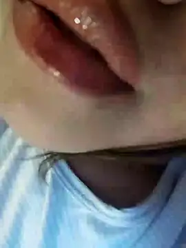 Snapshot of Srishtijain51 chatting on February 3, 2025, 5:14 pm Srishtijain51 online show from February 3, 2025, 5:14 pm