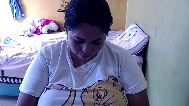 yulieth bbw online show from October 15, 2025, 6:49 pm