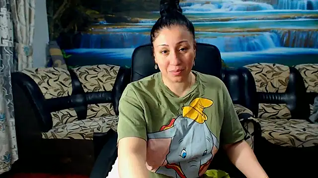 MoistMady online show from March 1, 2025, 9:26 pm