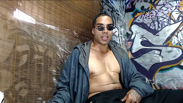 Justin Frank online show from March 10, 2025, 7:40 pm