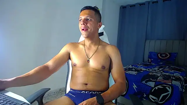 Snapshot of DavidAngell7 chatting on February 20, 2026, 3:47 am DavidAngell7 online show from February 20, 2026, 3:47 am