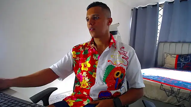 Snapshot of DavidAngell7 chatting on February 14, 2026, 8:42 pm DavidAngell7 online show from February 14, 2026, 8:42 pm