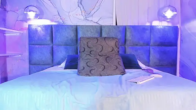 Scarleett 22 online show from September 9, 2025, 11:52 am