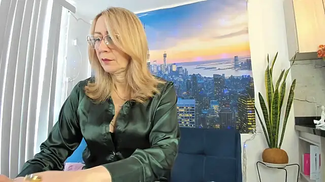 Snapshot of ashleymilf_1 chatting on March 15, 2025, 2:23 pm ashleymilf 1 online show from March 15, 2025, 2:23 pm