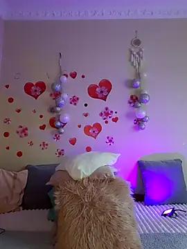 BellaBellaHot online show from October 16, 2025, 9:17 am