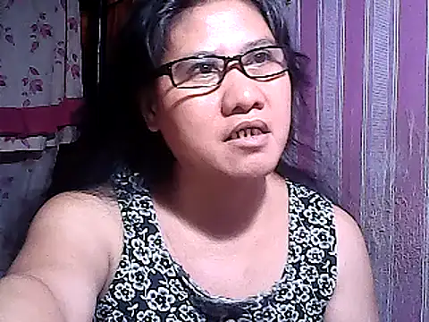 Snapshot of sweetsosie18 chatting on March 22, 2025, 11:53 am sweetsosie18 online show from March 22, 2025, 11:53 am