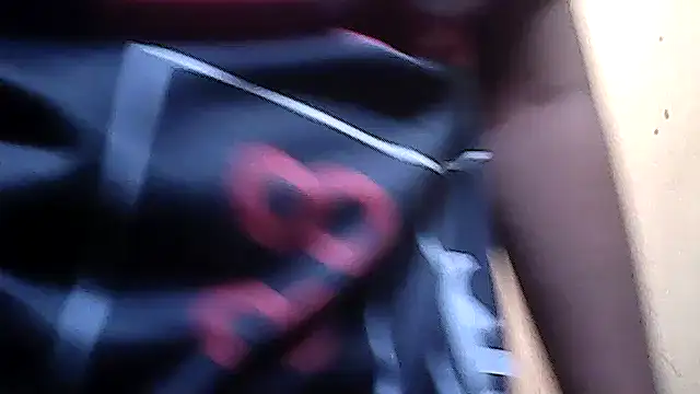 sweetsosie18 online show from December 17, 2025, 5:18 pm