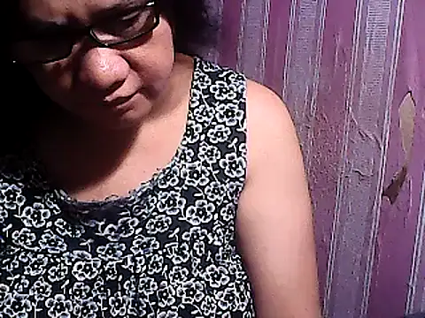 Snapshot of sweetsosie18 chatting on March 21, 2025, 4:51 pm sweetsosie18 online show from March 21, 2025, 4:51 pm