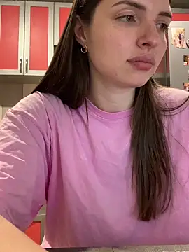 SeducingYoghourt online show from March 18, 2026, 4:41 pm