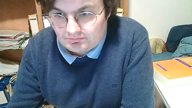 Snapshot of makau1 chatting on March 5, 2025, 6:01 pm makau1 online show from March 5, 2025, 6:01 pm