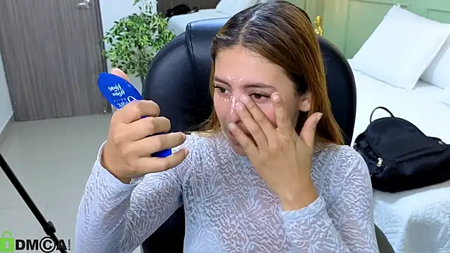 ROSE  15 online show from October 2, 2025, 7:28 pm