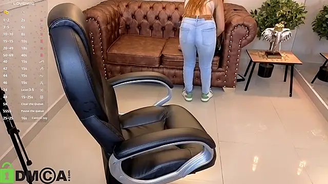 ROSE  15 online show from October 28, 2025, 8:08 pm