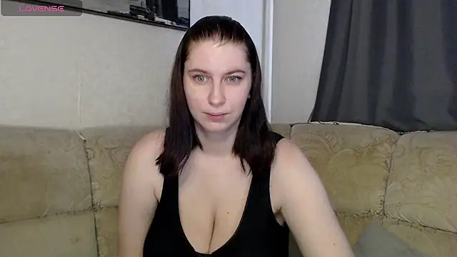 LiyaSilve online show from November 29, 2025, 8:25 am